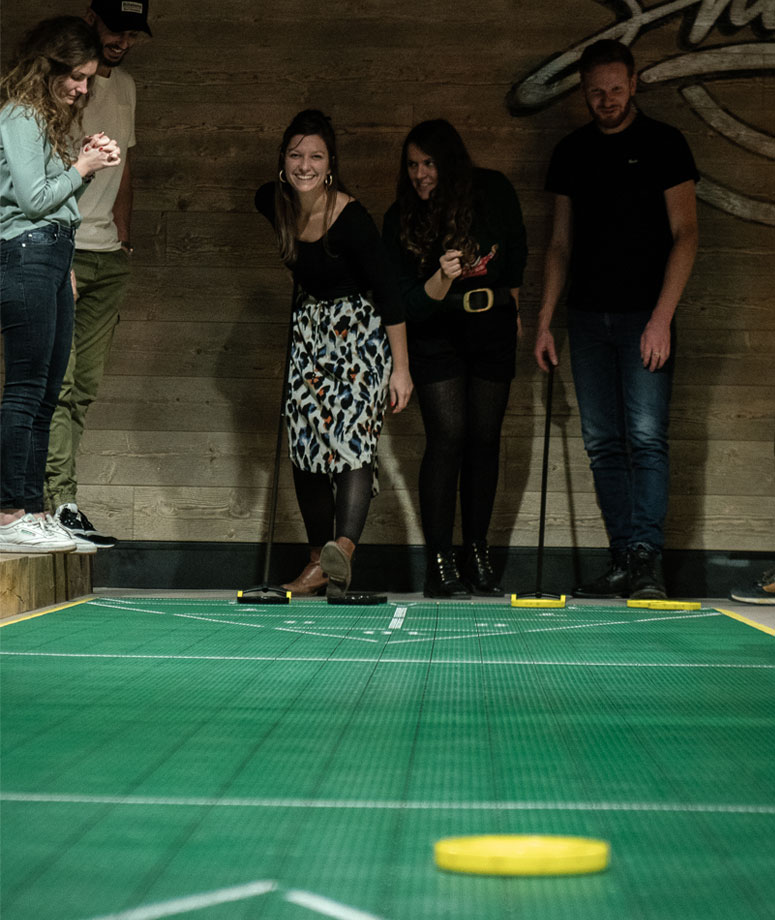 Le jeu Shuffleboard à Tours